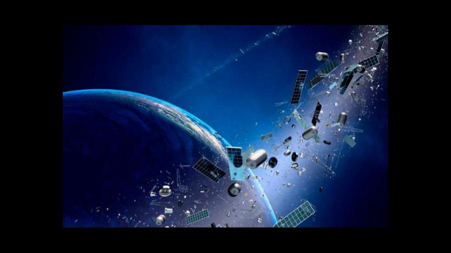 La ESA alerta de que la basura espacial es ya un asunto “urgente”