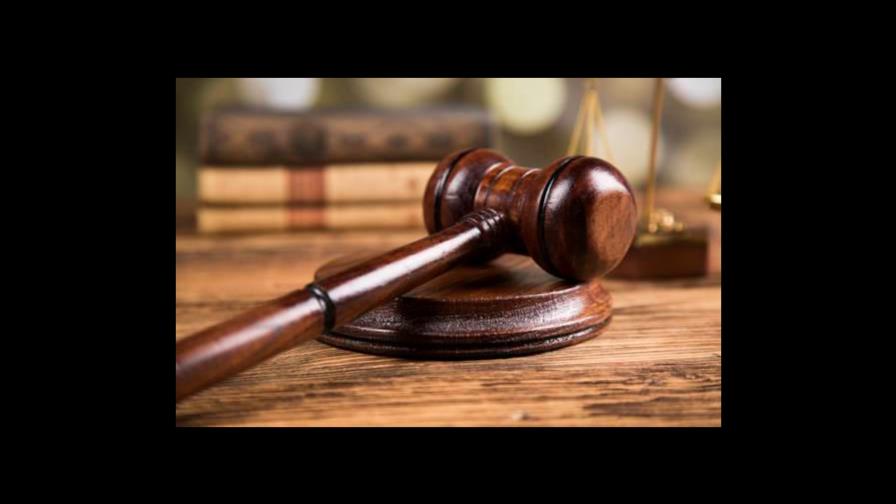  Dictan prisión preventiva contra dos hombres acusados de matar a otro durante un atraco