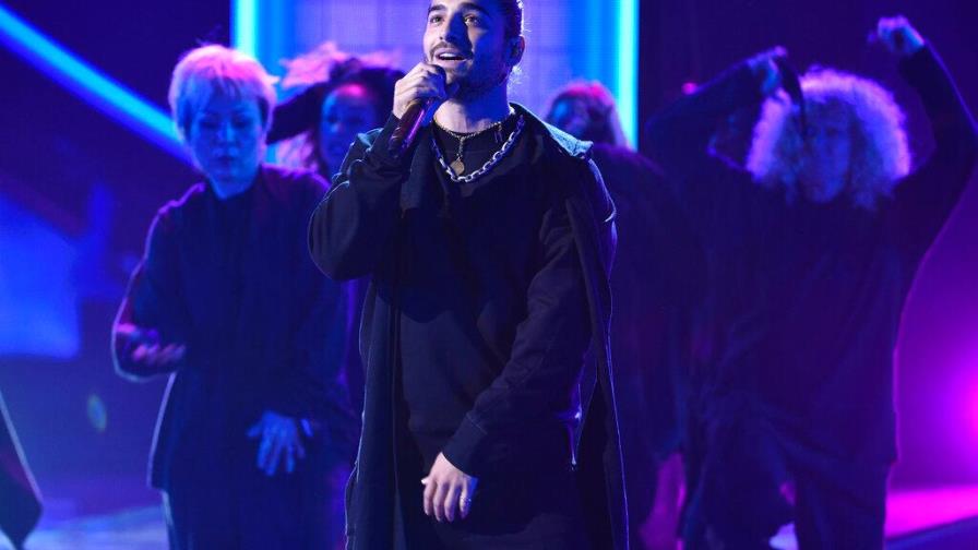 Con los Latin AMAs, Telemundo logra su 2a premiación en vivo