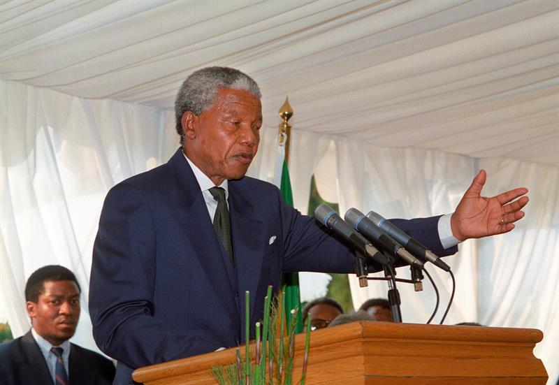 Desencanto y hegemonía marcan al partido de Mandela en 25 años de democracia