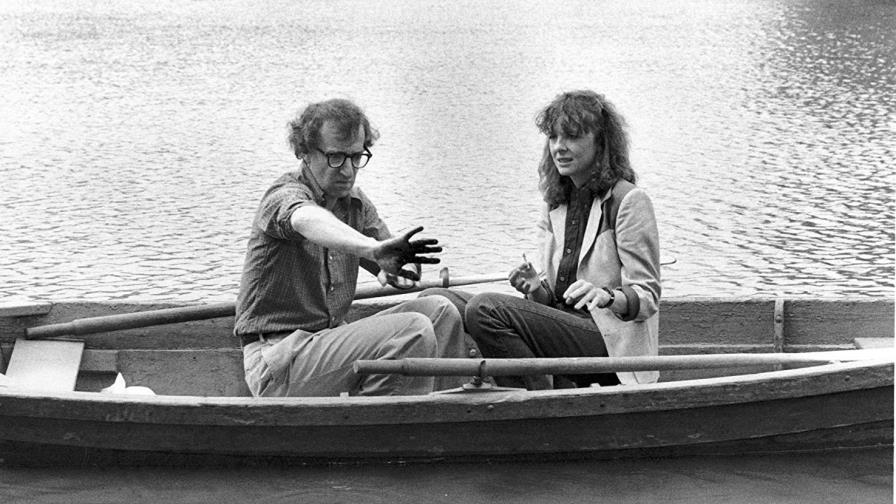 Una modelo afirma que inició un romance con Woody Allen cuando tenía 16 años Una modelo afirma que inició un romance con Woody Allen cuando tenía 16 años