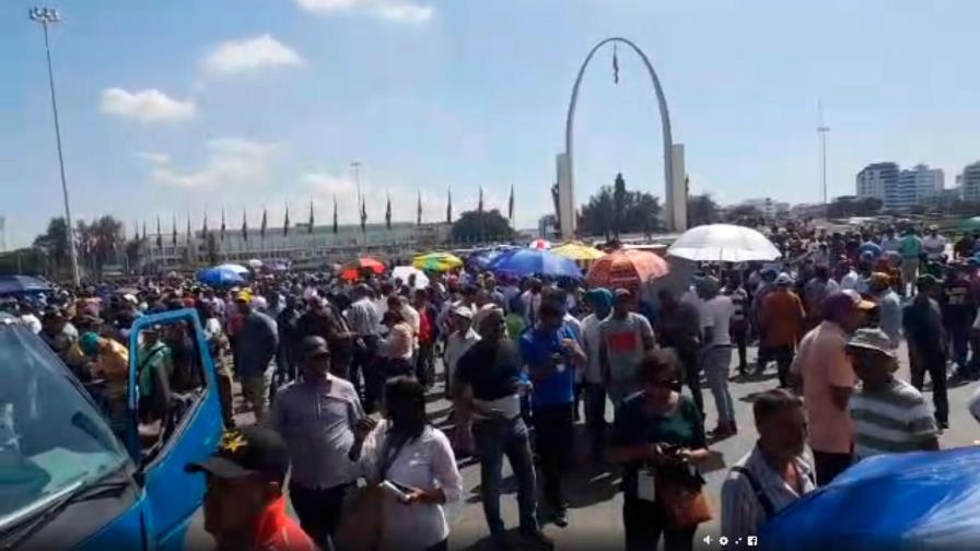 EN VIVO: manifestación de leonelistas frente a la Junta Central Electoral 