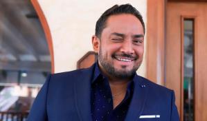 Informan Manny Manuel chocó dos veces en ocho horas