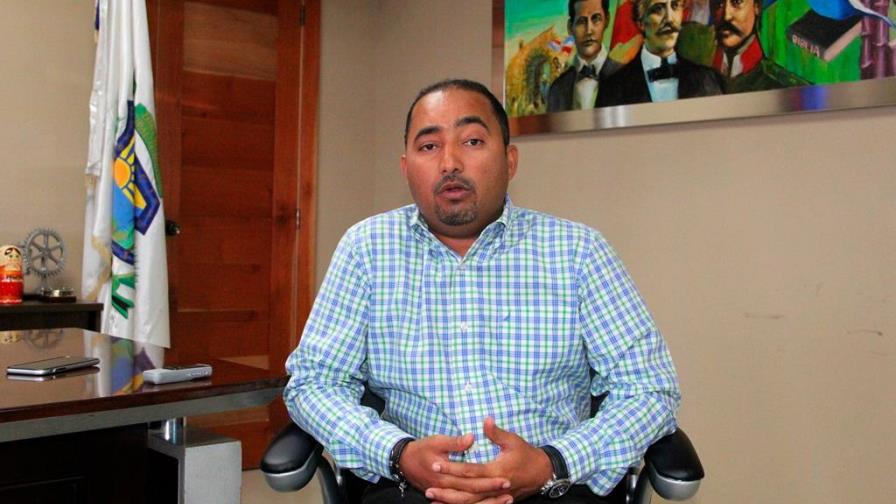 Director distrital de Verón atribuye a políticas acusaciones en su contra 