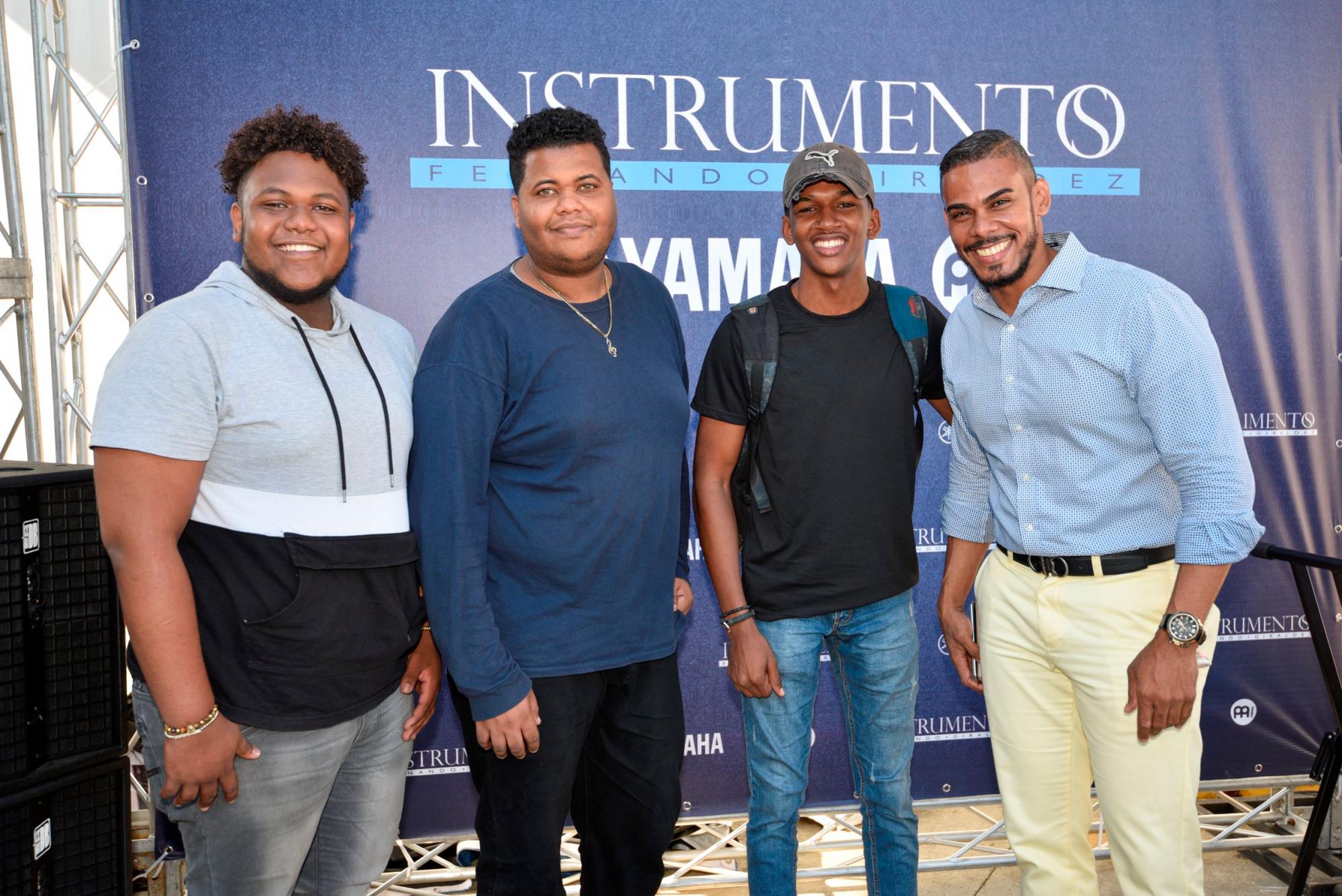 Manuel Arias, Abrahan Paredes, Samuel Pérez y Vanssetty Feliz.