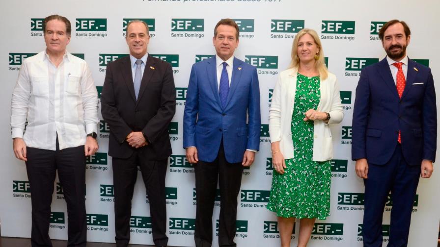 Cámara de Comercio de España auspicia conversatorio entre empresas familiares de Madrid y RD