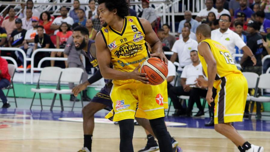 El Barias vence al Mauricio y se acerca a un triunfo de adueñarse del campeonato