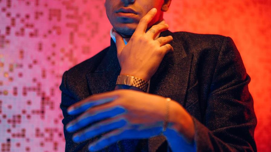 Manuel Medrano sube a escena en el Brugal Live Home Session