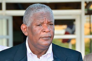 El Partido Humanista Dominicano (PHD) estrena al presidente se los Derechos Humanos, Manuel Mercedes Medina.