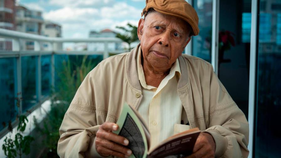 Oficina senatorial de la provincia Duarte convoca al Premio Literario Manuel Mora Serrano 2021