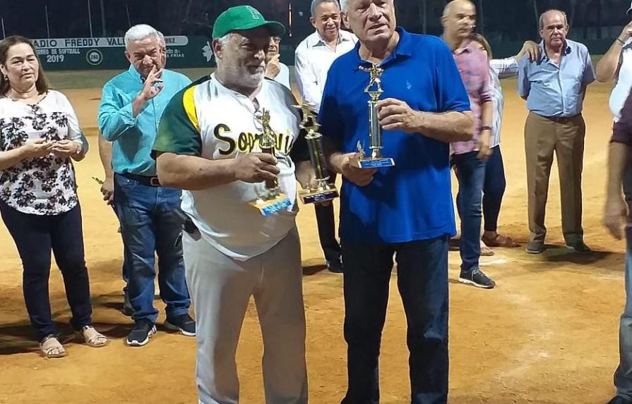 Brea, Díaz y Rosado acaparan premiación en la liga Soprovis