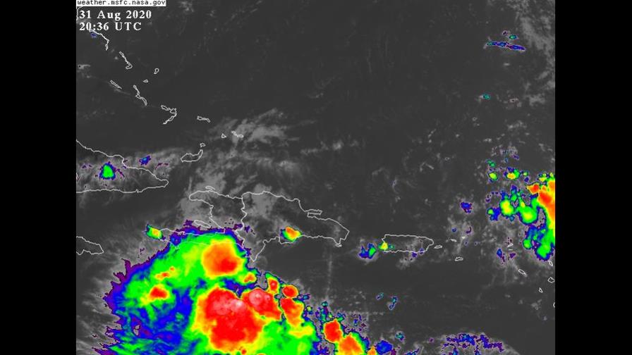 Se aleja onda tropical, pero llega una vaguada este martes Se aleja onda tropical, pero llega una vaguada este martes