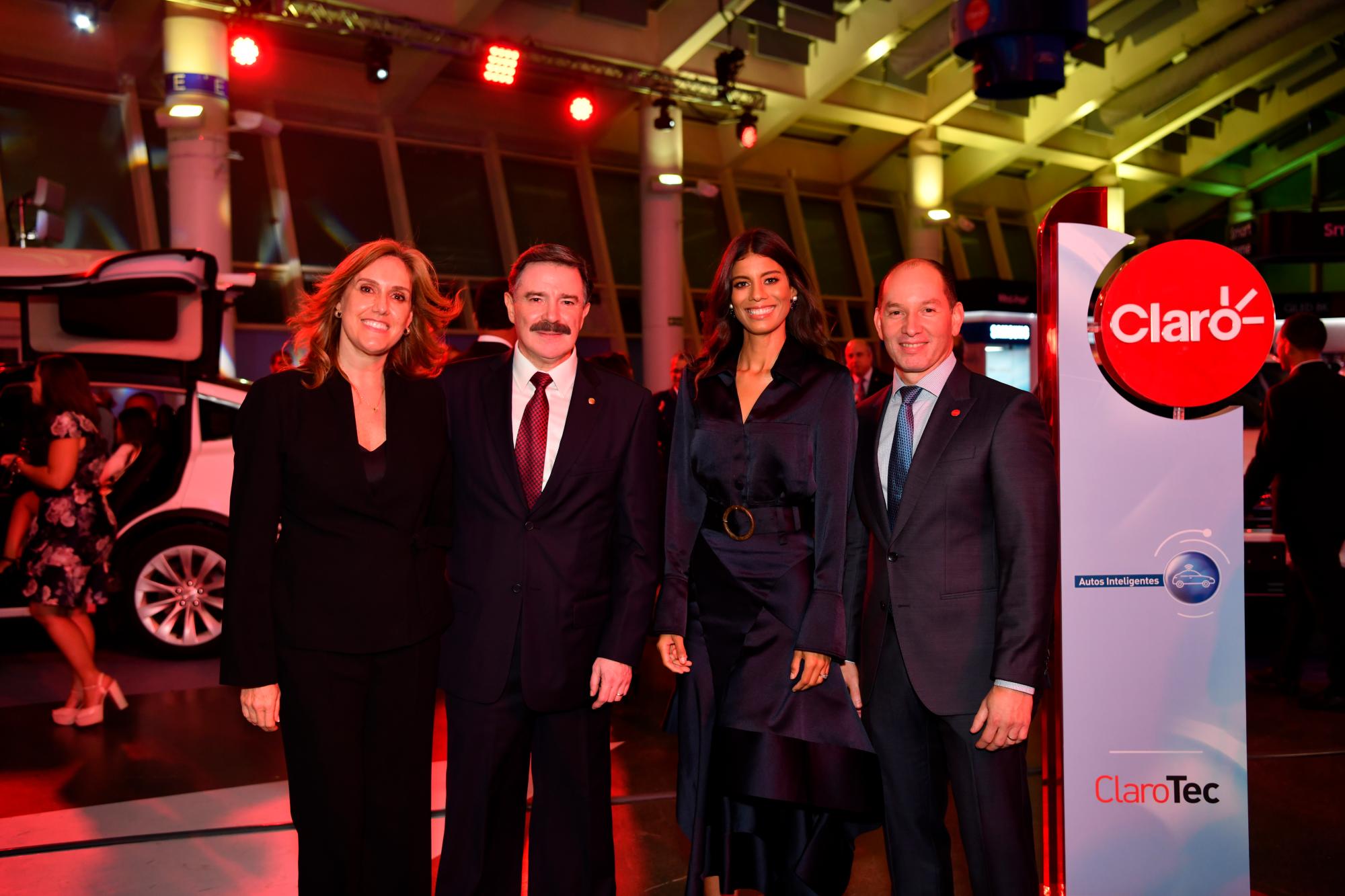 Mara de Viesca, Rogelio Viesca, Paola Santana Santana y Omar Acosta.