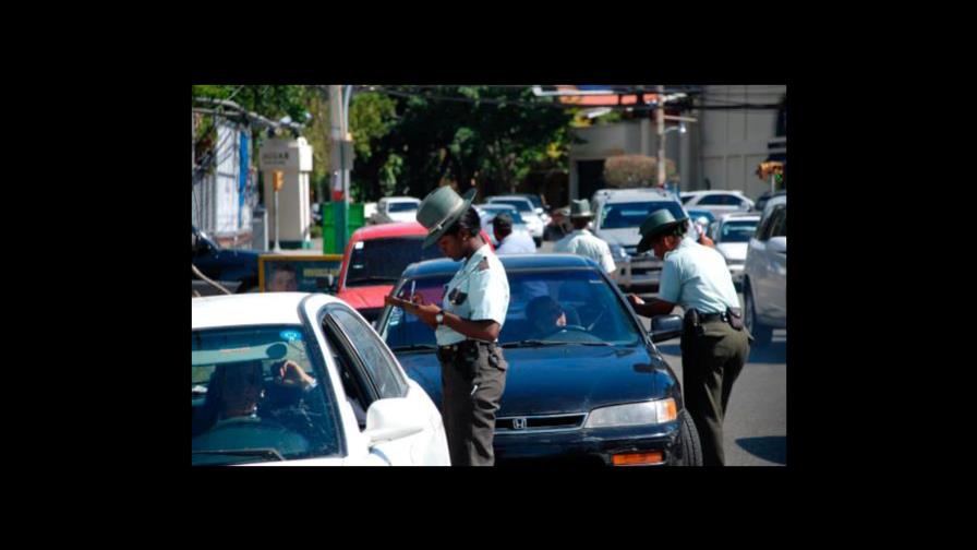 El 7.9% del parque vehicular todavía no ha renovado el marbete
