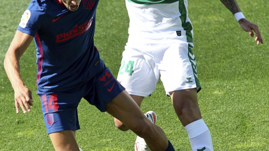 El Atlético sufre para ganar; afianza su liderato en España El Atlético sufre para ganar; afianza su liderato en España