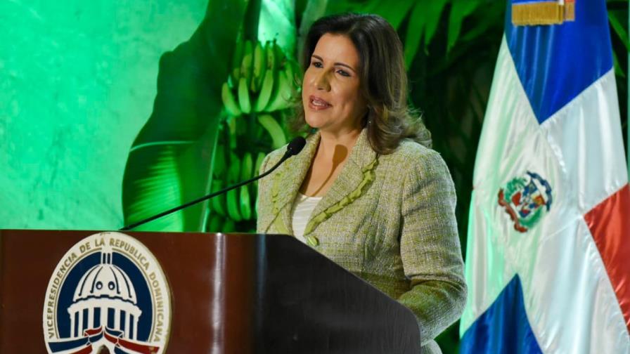 De Margarita a Leonel: se debe poner el interés del país por encima del interés personal De Margarita a Leonel: se debe poner el interés del país por encima del interés personal