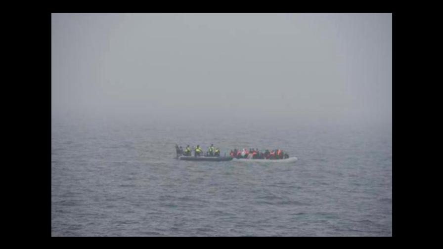 La Marina francesa rescata a 65 inmigrantes en el Canal de la Mancha