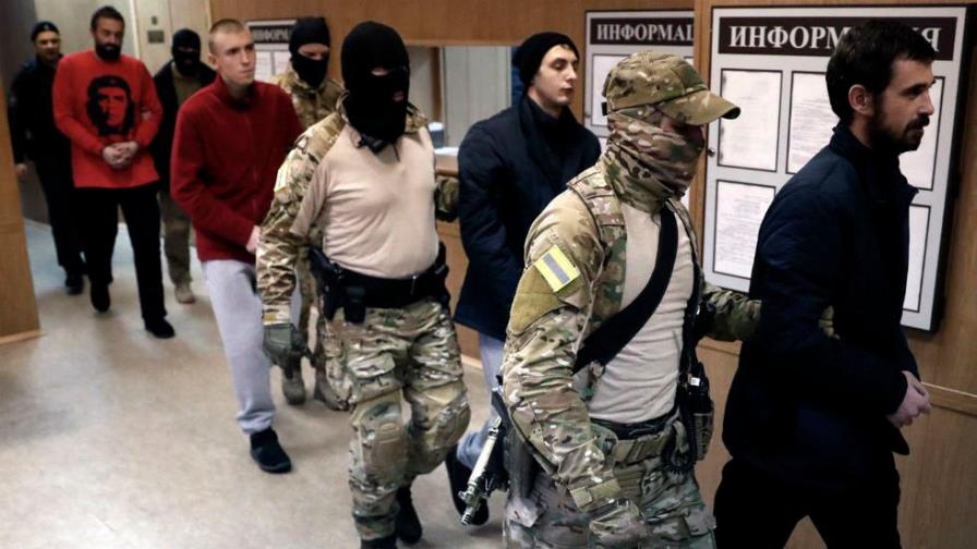 Rusia cierra caso contra marineros ucranianos detenidos en 2018 en mar Negro