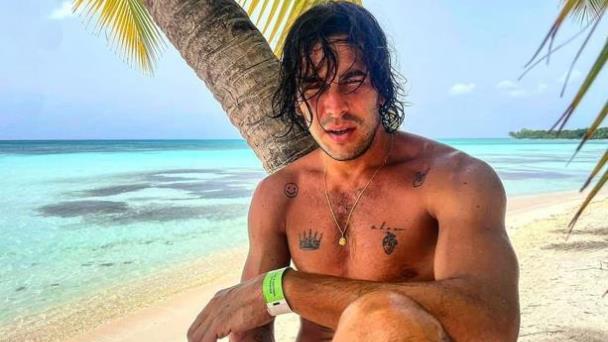Famoso actor Mario Casas se despide de la República Dominicana