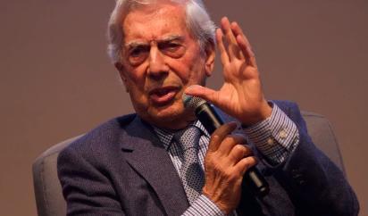 Vargas Llosa: Estados Unidos tiene un desinterés absoluto en América Latina