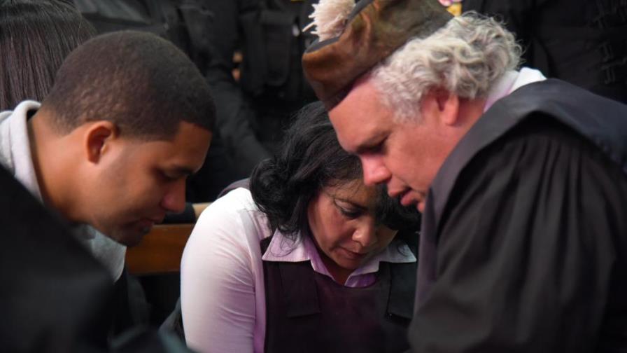 Jueces dicen que Marlin Martínez no fue cómplice de la muerte de Emely Peguero; le variarán pena