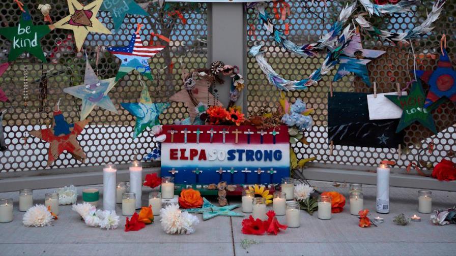 Dos años después de masacre de El Paso, Biden pide combatir el “terrorismo” de “supremacía blanca”