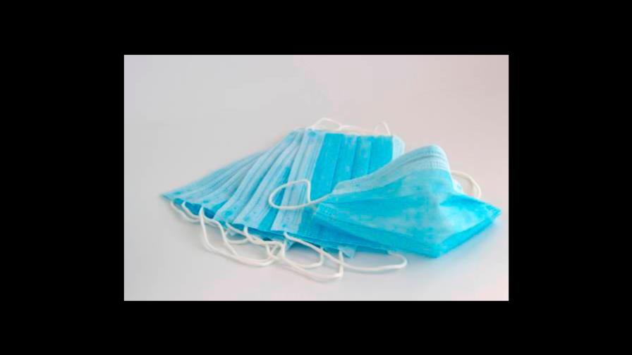 El uso de las mascarillas se hace obligatorio, pero el Gobierno permite que las acaparen