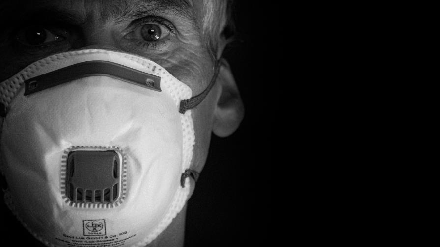 Las partículas de los virus se pueden propagar por el aire a través del polvo Las partículas de los virus se pueden propagar por el aire a través del polvo