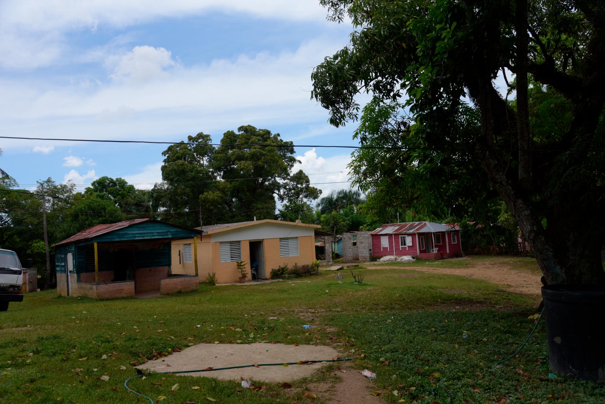 Aquí la gente tiene dos nombres, el real y que dicen