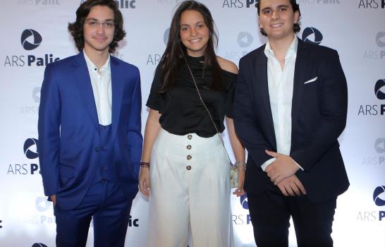 Francesco Fino abre empresa Yo Punto Com y publica libro