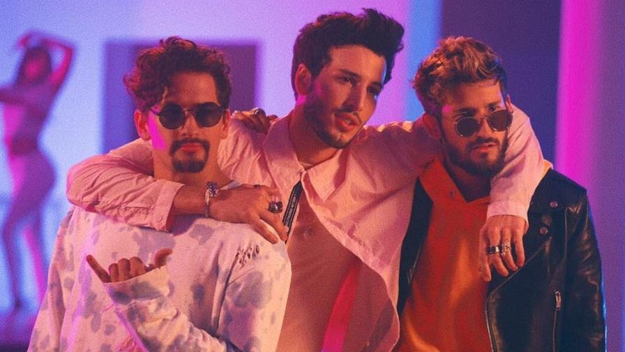 Mau y Ricky y Sebastián Yatra prometen maldades en los Premios Juventud Mau y Ricky y Sebastián Yatra prometen maldades en los Premios Juventud
