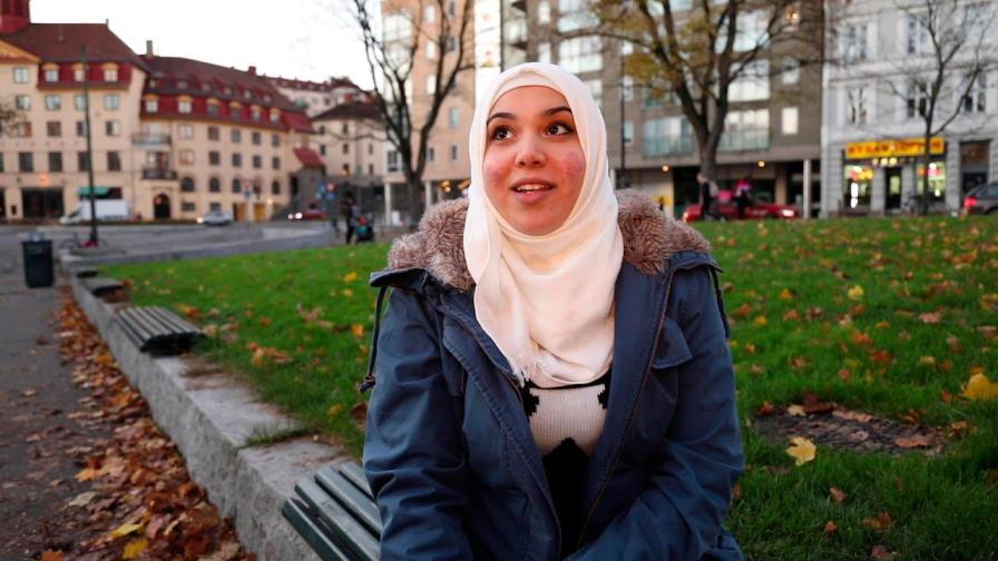 Anwar, la primera refugiada a la que Europa reconoció sus estudios superiores