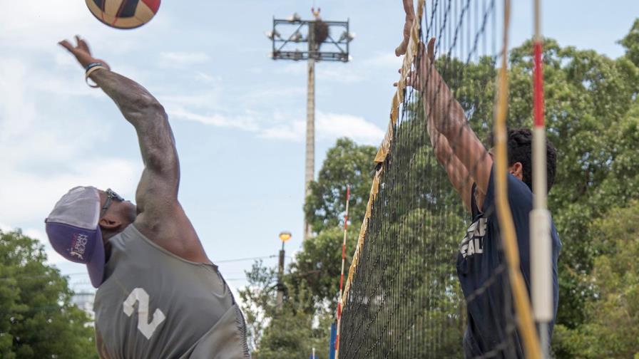 RD debuta hoy voleibol de playa y balonmano JP