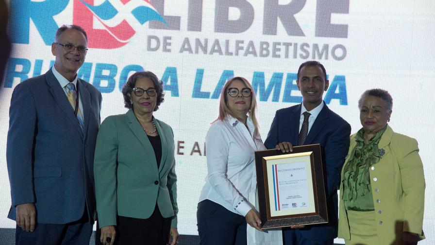Digepep dice “Quisqueya Aprende Contigo” alfabetizó más de 631 mil personas