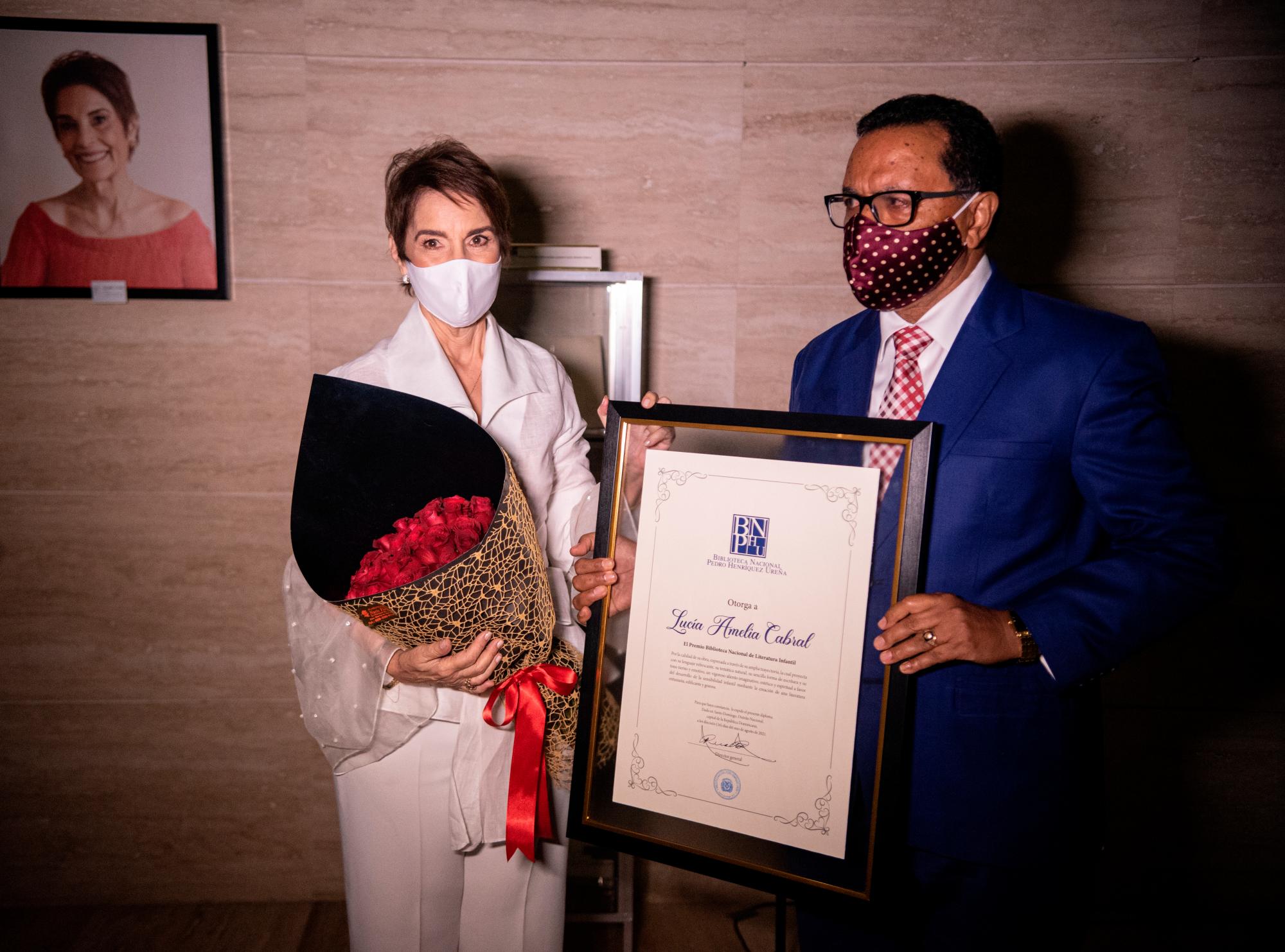 Lucía Amelia Cabral y Rafael Peralta Romero.