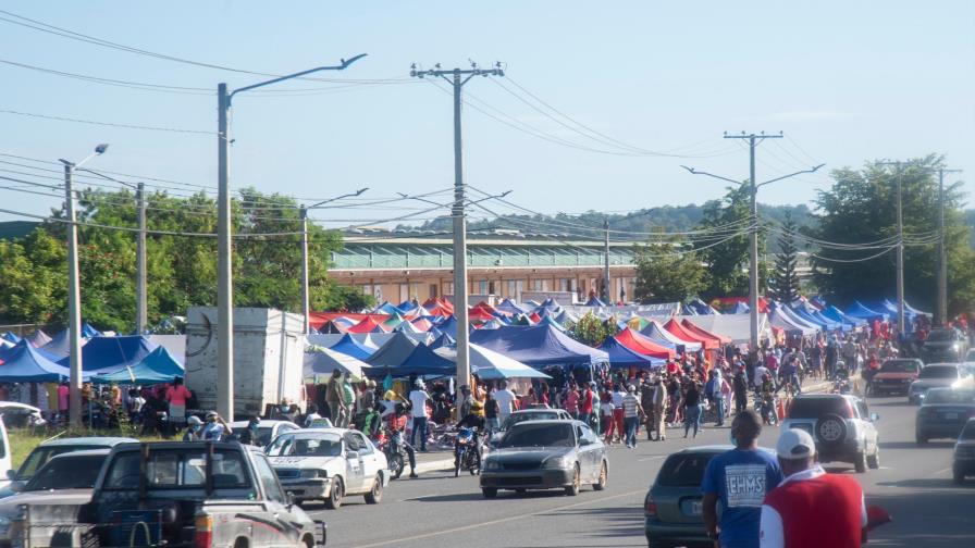 Mercado de La Pulga se desarrolla de manera exitosa en nuevas instalaciones 