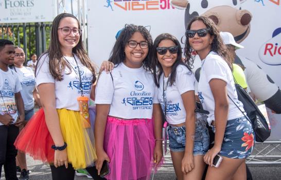 ChocoRica celebra el Color Vibe 5K ChocoRica celebra el Color Vibe 5K