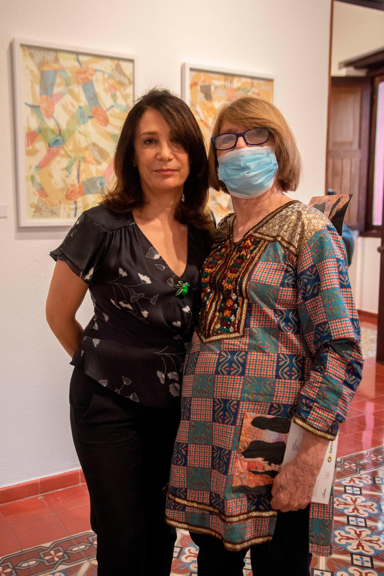 Inés Tolentino y Marianne de Tolentino.