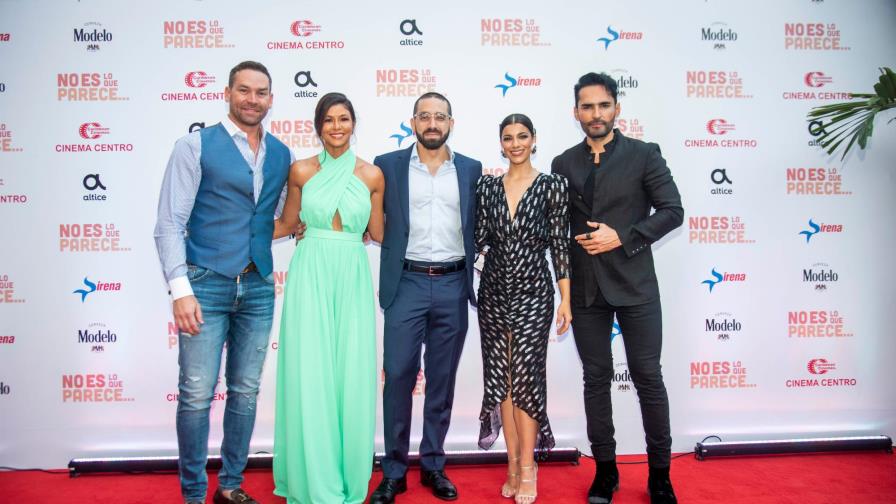 Cinema Centro en el Malecón reabre con la película “No es lo que parece”