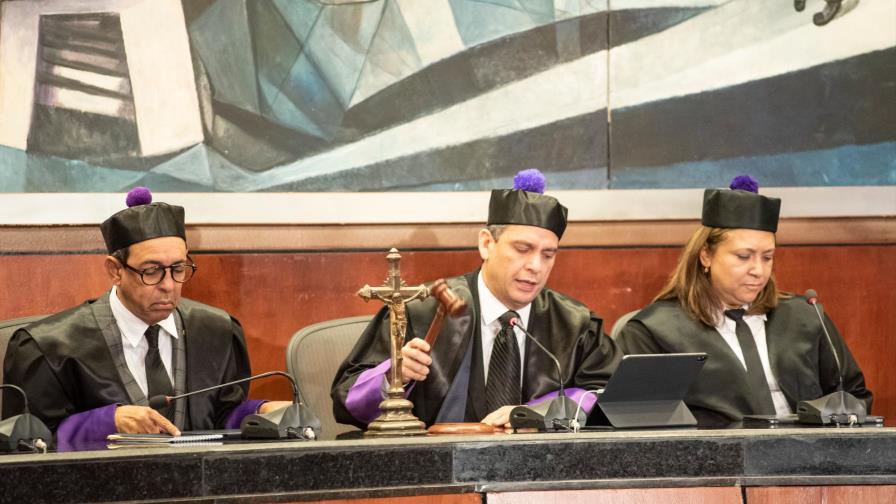 EN VIVO: Continúa crítica a Pleno de Suprema por decisión sobre recusación de jueces EN VIVO: Continúa crítica a Pleno de Suprema por decisión sobre recusación de jueces