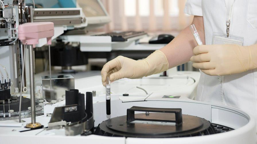 El Laboratorio Nacional de Salud procesa entre 400 y 700 pruebas de coronavirus por día