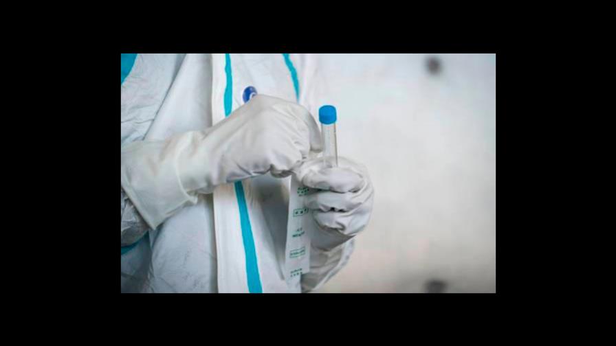 Políticos creen que limitar pruebas PCR atenta contra la salud de los dominicanos 