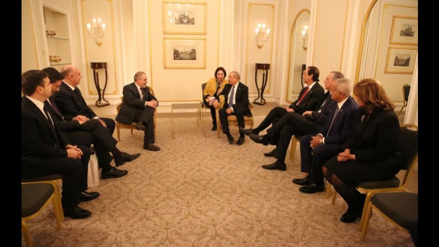 Medina habla hoy ante consejo de FIDA en Roma
Medina agota apretada agenda en Italia, se reúne con el presidente italiano