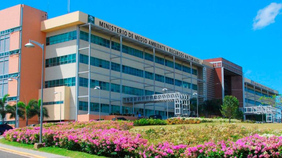 Cuestionan manejo de Medio Ambiente a detalles sobre construcción de aeropuerto en Bávaro
