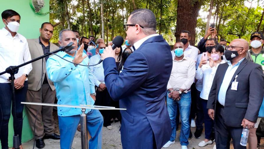 Juramentan nuevo director de Medio Ambiente en La Altagracia 