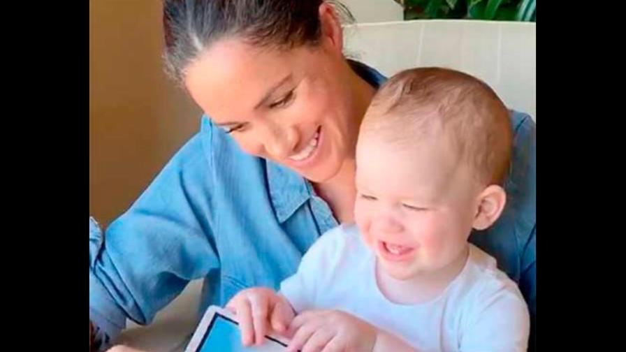 Los duques de Sussex celebran el cumpleaños de Archie sin pompa ni boato