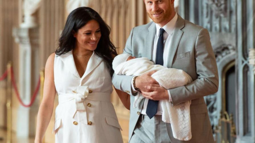 Los duques de Sussex no le preguntaron a Isabel II sobre el nombre de su hija
