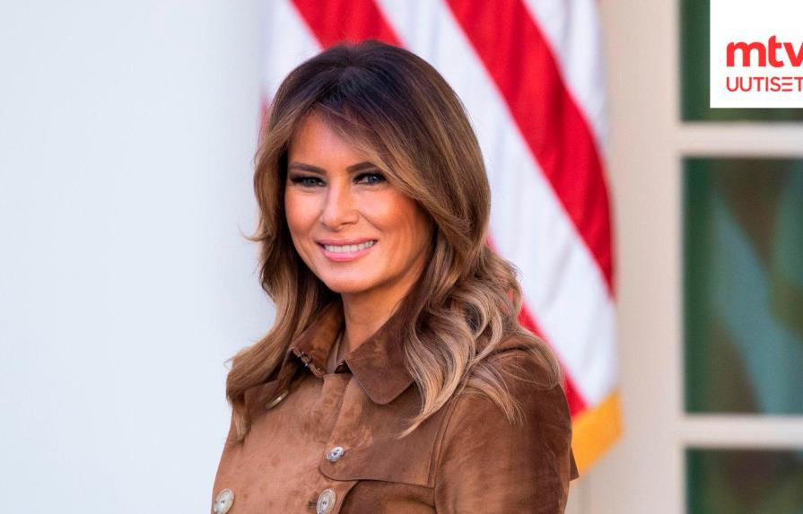 Melania Trump, tan fuerte e hierática como amable y cálida, cumple 50 años