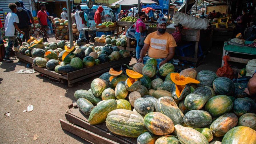 Este lunes el Mercado Nuevo operó con normalidad