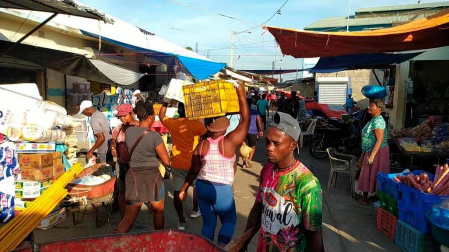Mercado binacional de Dajabón se desarrolla este lunes con normalidad 